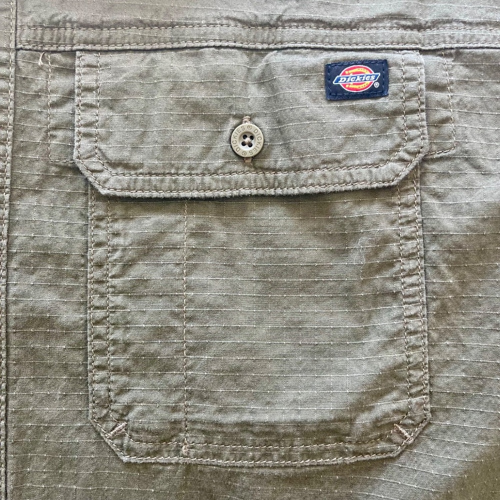 Dickies Relaxed Fit Long Sleeve Button Up Shirt Workwear Olive Green 2XL - Picture 4 of 6